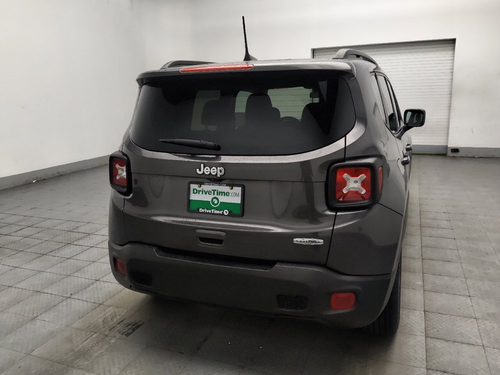 Used 2021 Jeep Renegade Latitude FWD image 7