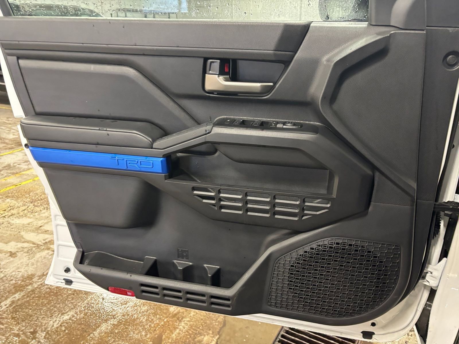 Used 2025 Toyota Tacoma TRD Off-Road image 20