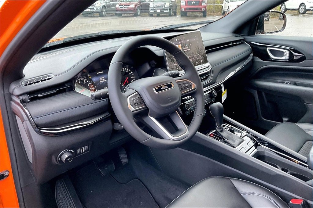 New 2026 Jeep Compass Latitude image 6