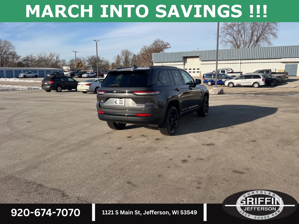 New 2025 Jeep Grand Cherokee Limited w/ Black Appearance Package image 8