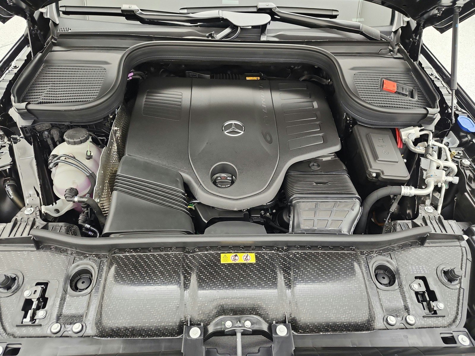 New 2027 Mercedes-Benz GLS 450 4MATIC image 12