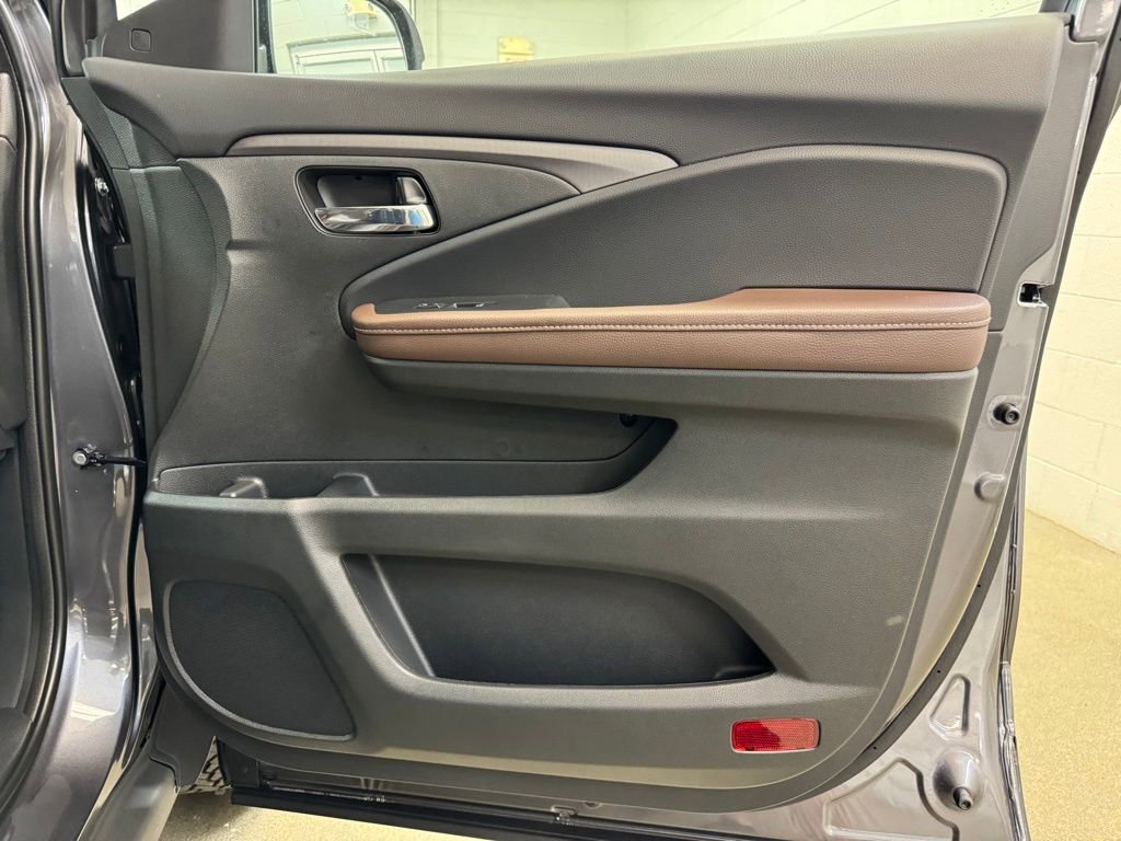 New 2024 Honda Ridgeline RTL+ image 26