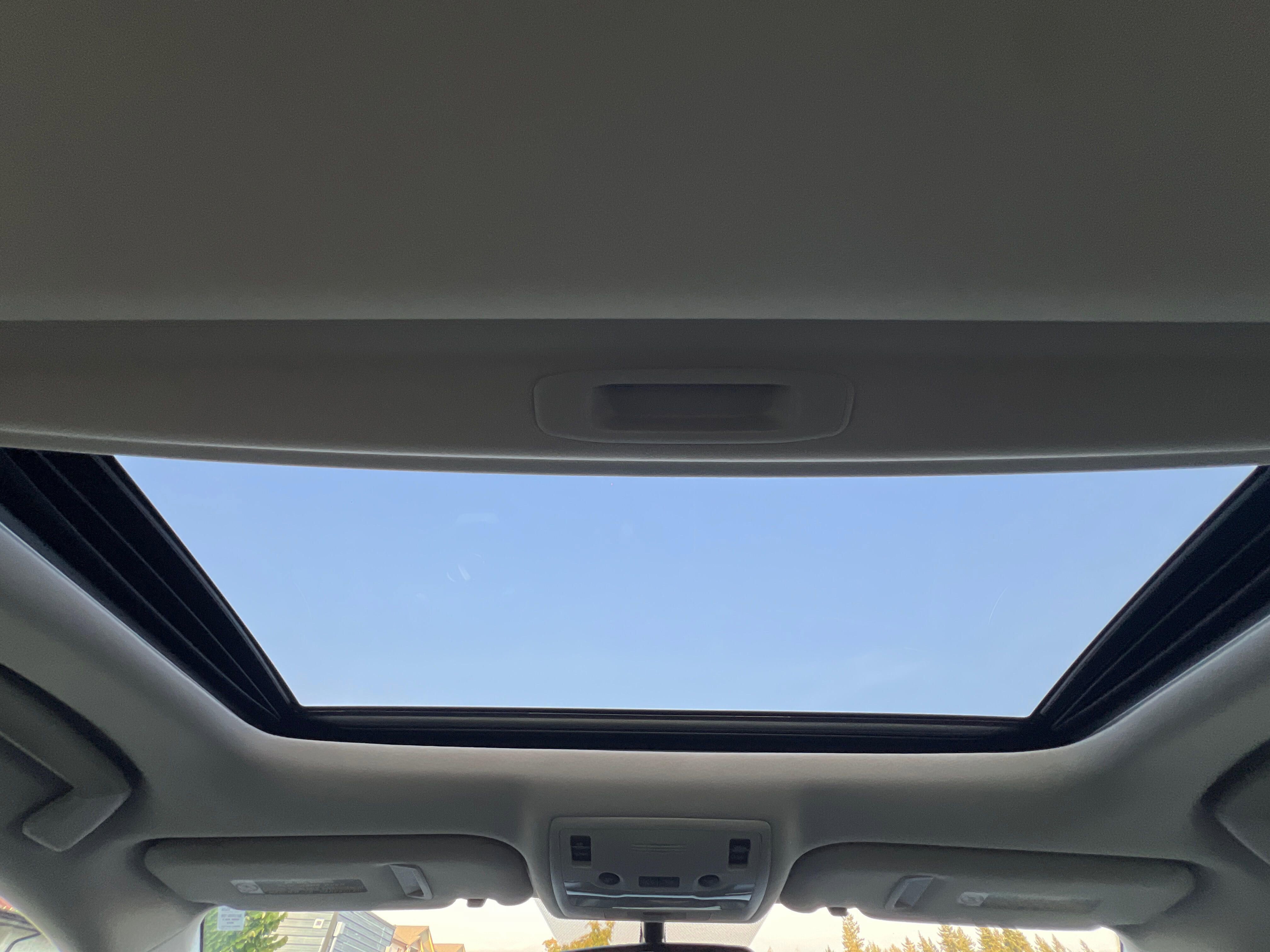 Used 2016 Lexus IS 200t image 17