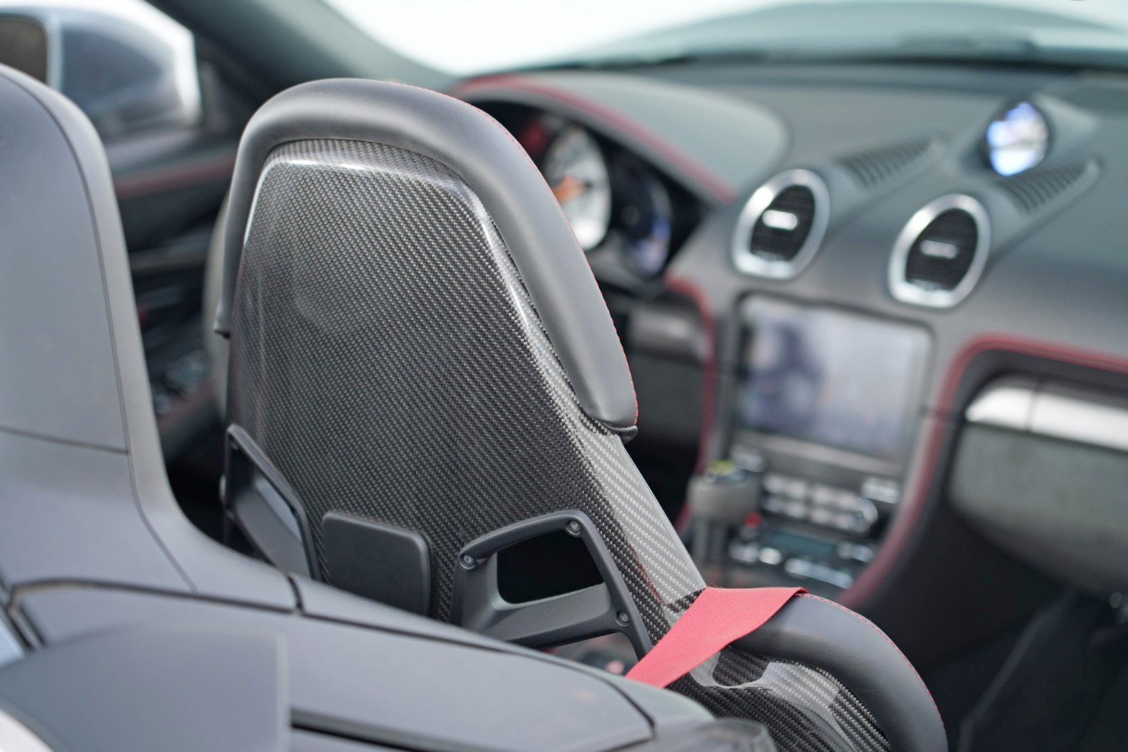 Used 2024 Porsche 718 Boxster Spyder RS w/ Light Design Package image 85