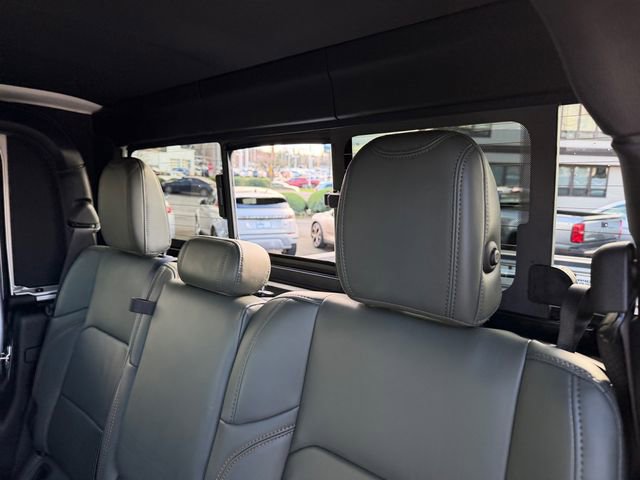 Used 2024 Jeep Gladiator Mojave image 32