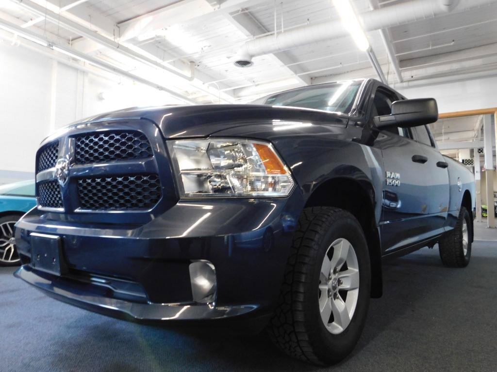 Used 2016 RAM 1500 Express AWD/4WD image 9