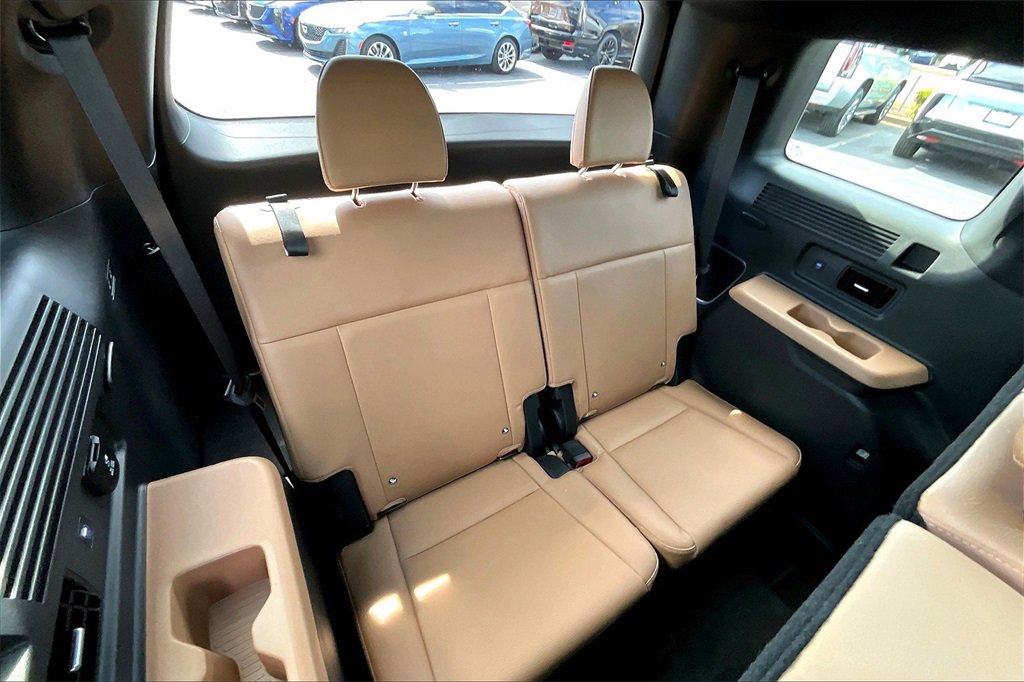 Used 2025 Hyundai Santa Fe Limited image 25