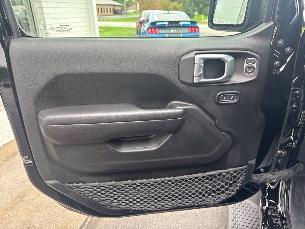 Used 2019 Jeep Wrangler Unlimited Sport AWD/4WD image 19