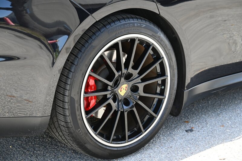 Used 2015 Porsche Panamera GTS AWD/4WD image 12