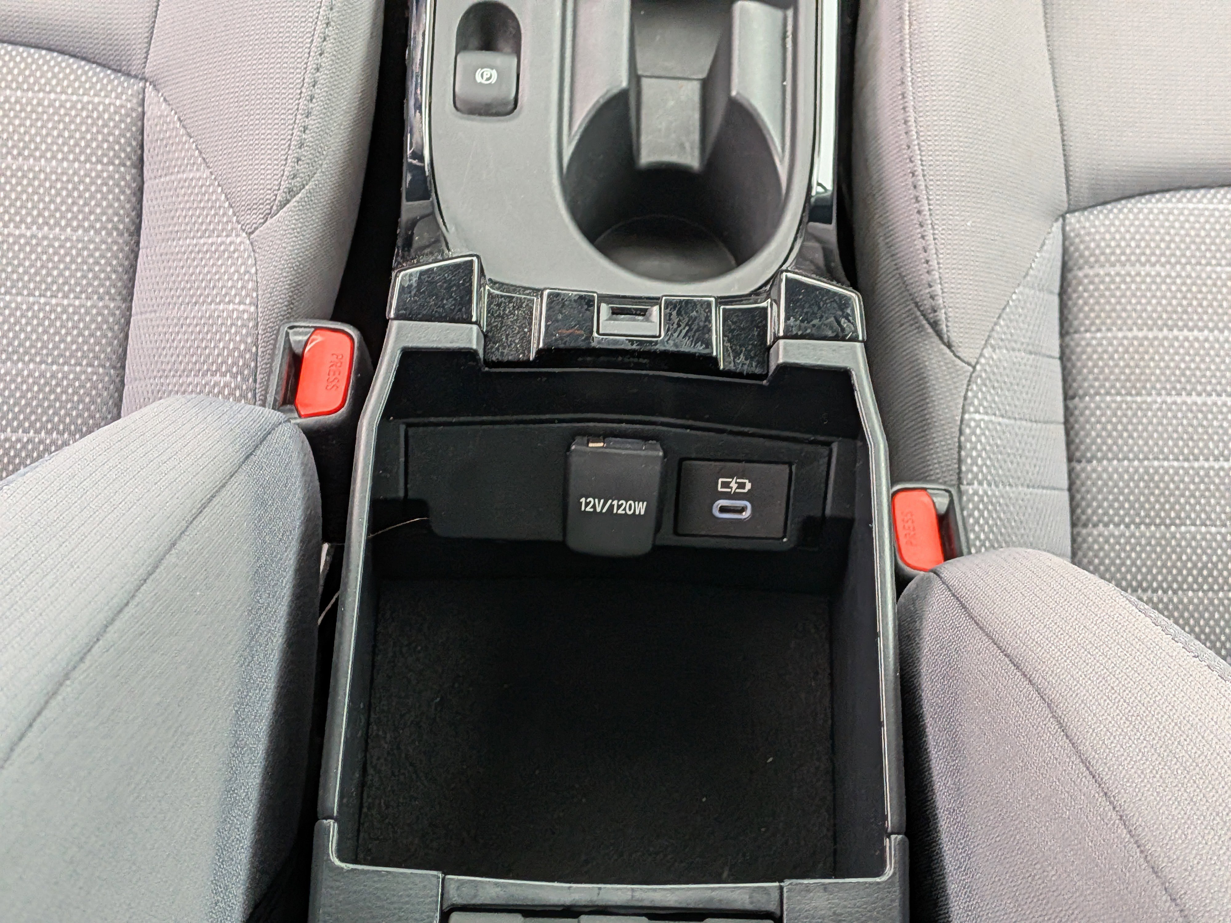 Used 2023 Toyota Corolla SE image 30