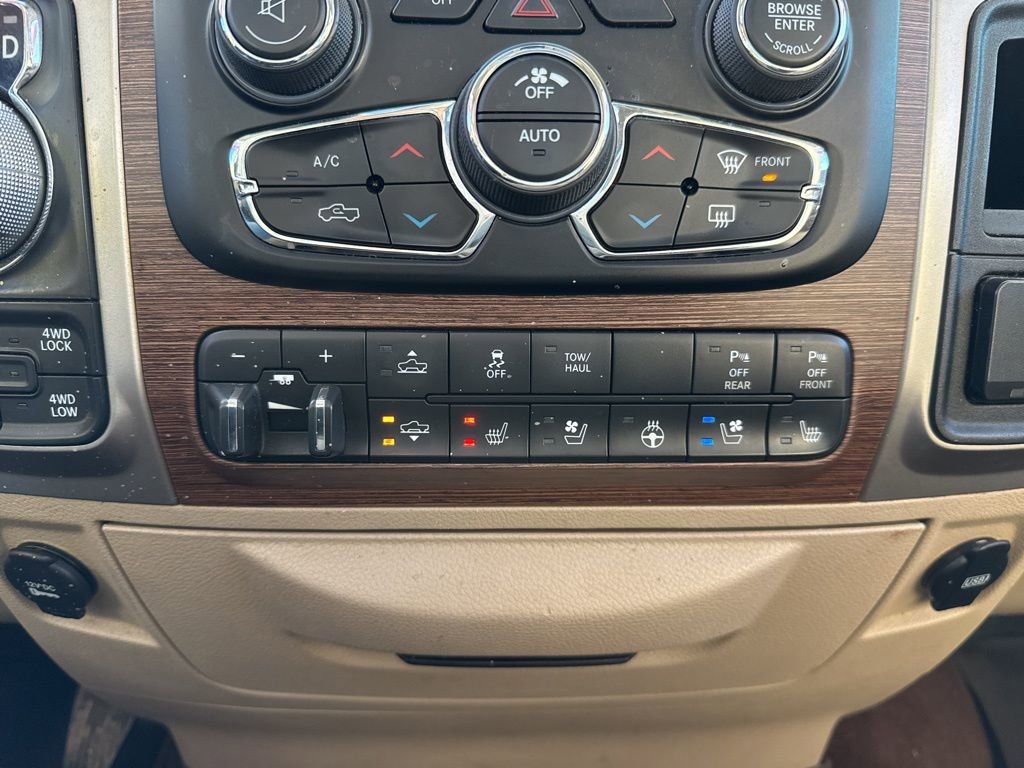 Used 2015 RAM 1500 Laramie w/ Convenience Group image 19