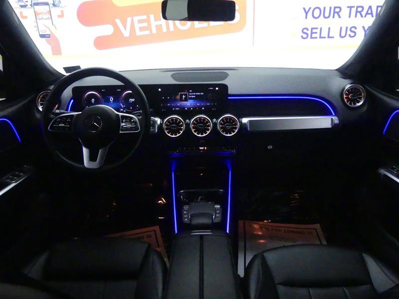 Used 2022 Mercedes-Benz GLB 250 GLB 250 w/ Premium Package Lite image 9