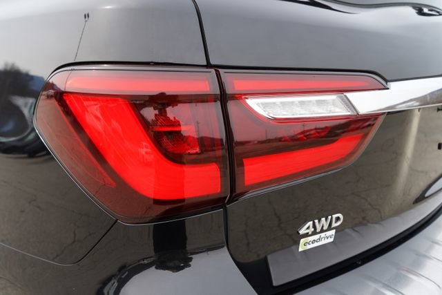 Used 2023 INFINITI QX80 Sensory w/ All-Season Package image 94