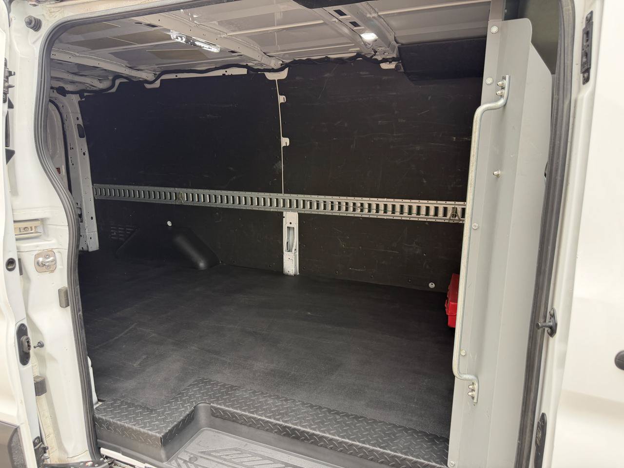 Used 2021 Ford Transit 250 Low Roof RWD image 28