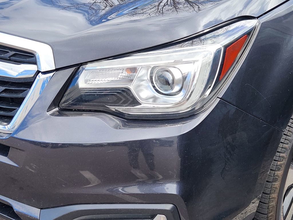 Used 2017 Subaru Forester 2.5i Limited image 5