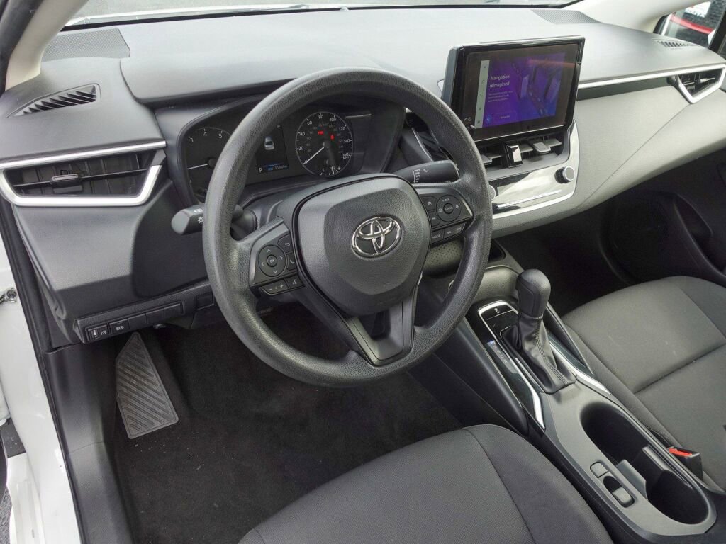 Used 2024 Toyota Corolla LE image 10