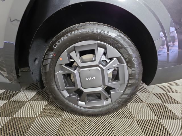 New 2026 Kia Carnival EX image 17