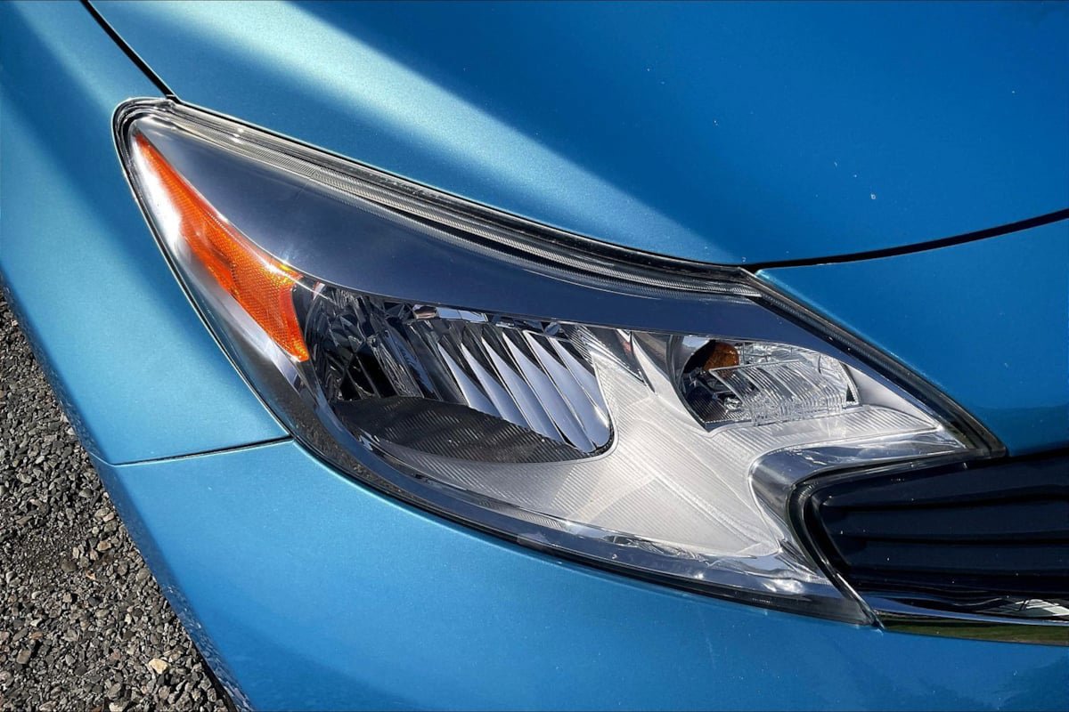 Used 2014 Nissan Versa Note SV w/ SL Package FWD image 30