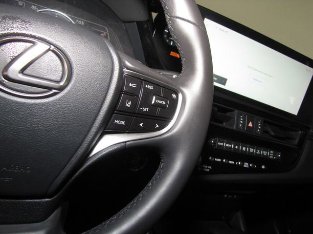 Used 2023 Lexus ES 350 w/ Premium Package image 6