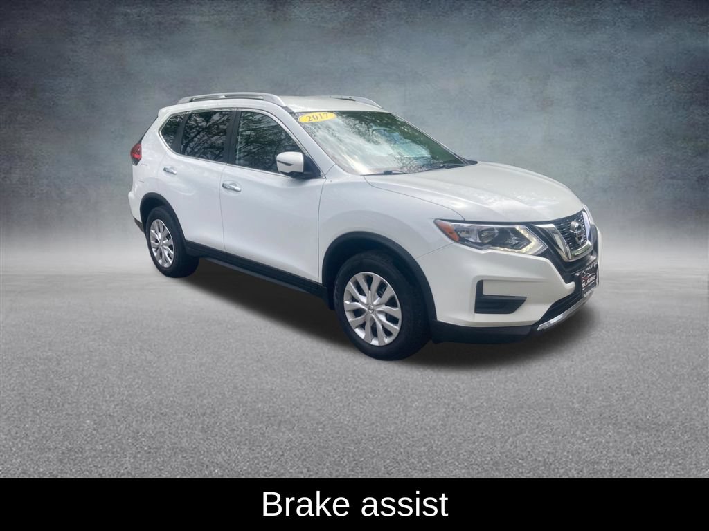 Used 2017 Nissan Rogue S w/ S Appearance Package AWD/4WD image 9
