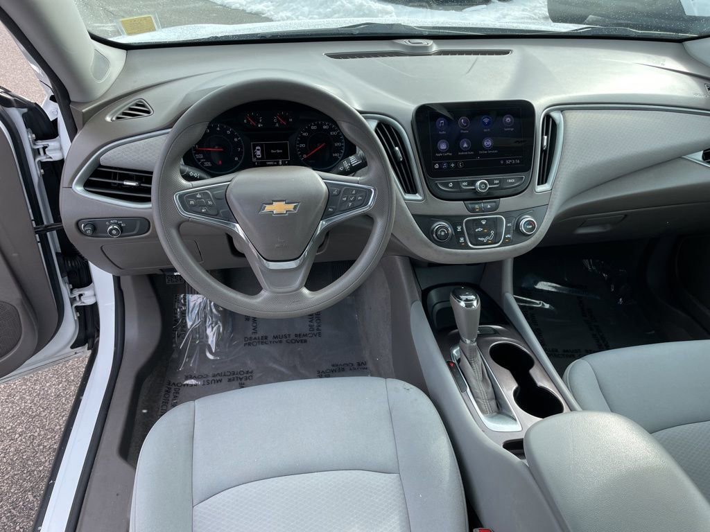 Used 2020 Chevrolet Malibu LS image 23