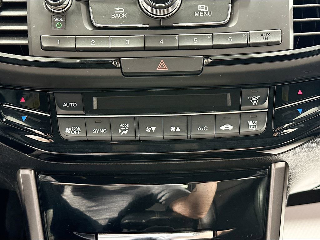 Used 2016 Honda Accord Sport image 16