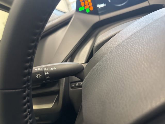 New 2026 Toyota Prius LE image 34