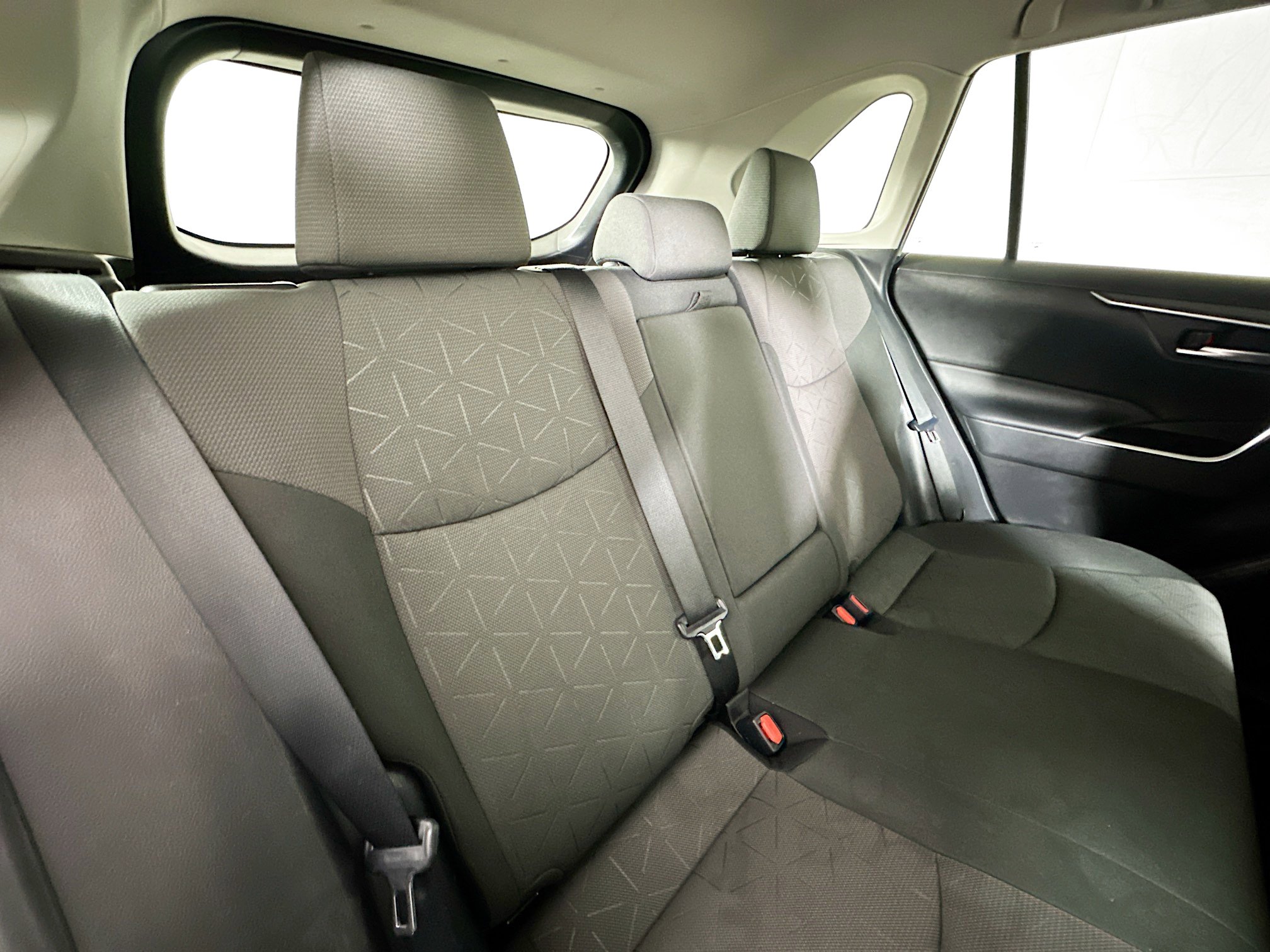 Used 2023 Toyota RAV4 XLE image 24