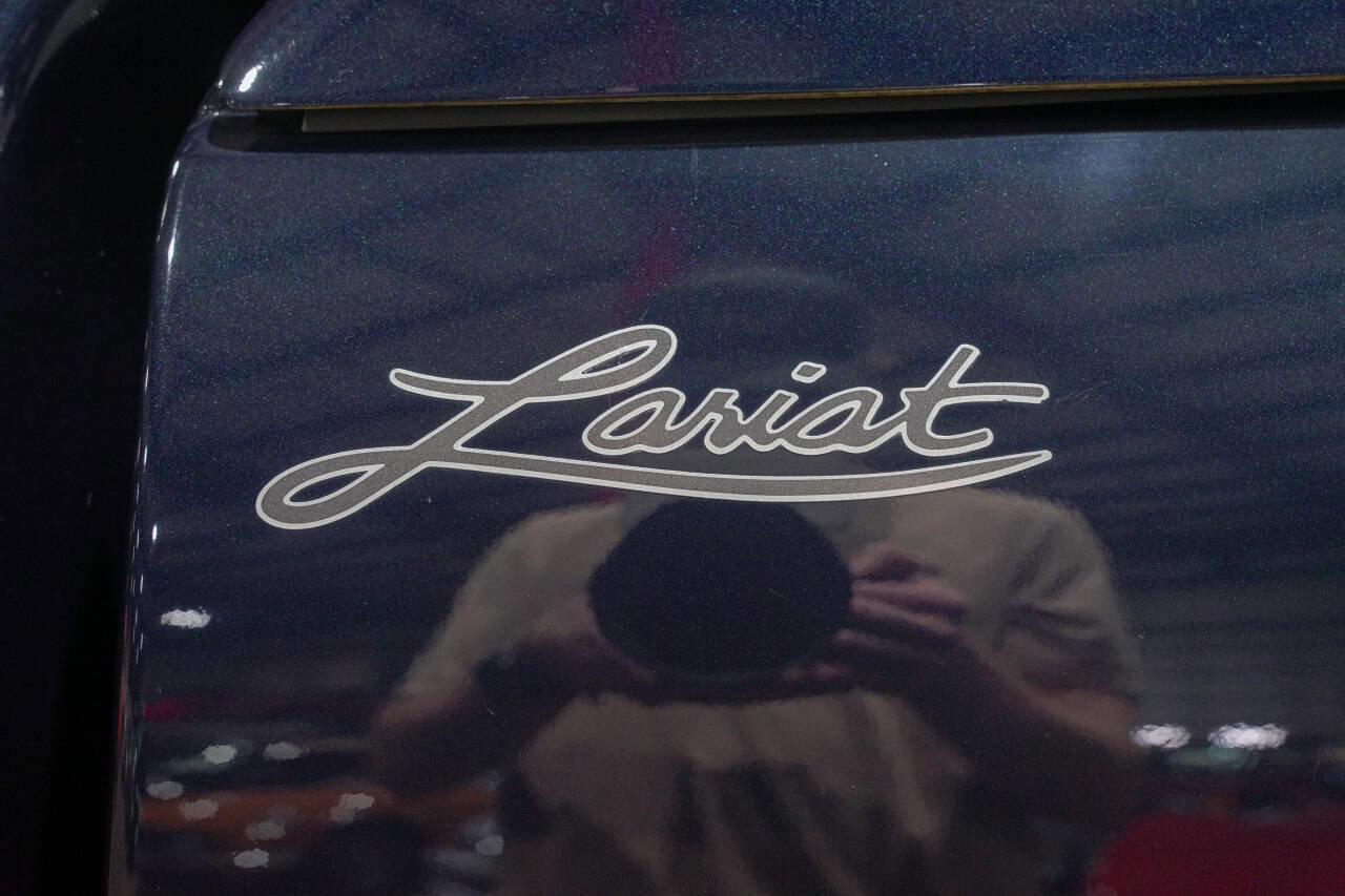 Used 2001 Ford F150 Lariat AWD/4WD image 23