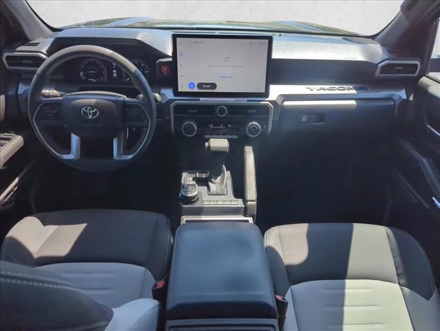 Certified 2025 Toyota Tacoma TRD Off-Road AWD/4WD image 25