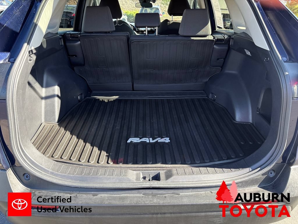 Certified 2021 Toyota RAV4 XLE w/ XLE Grade Weather Package AWD/4WD image 20
