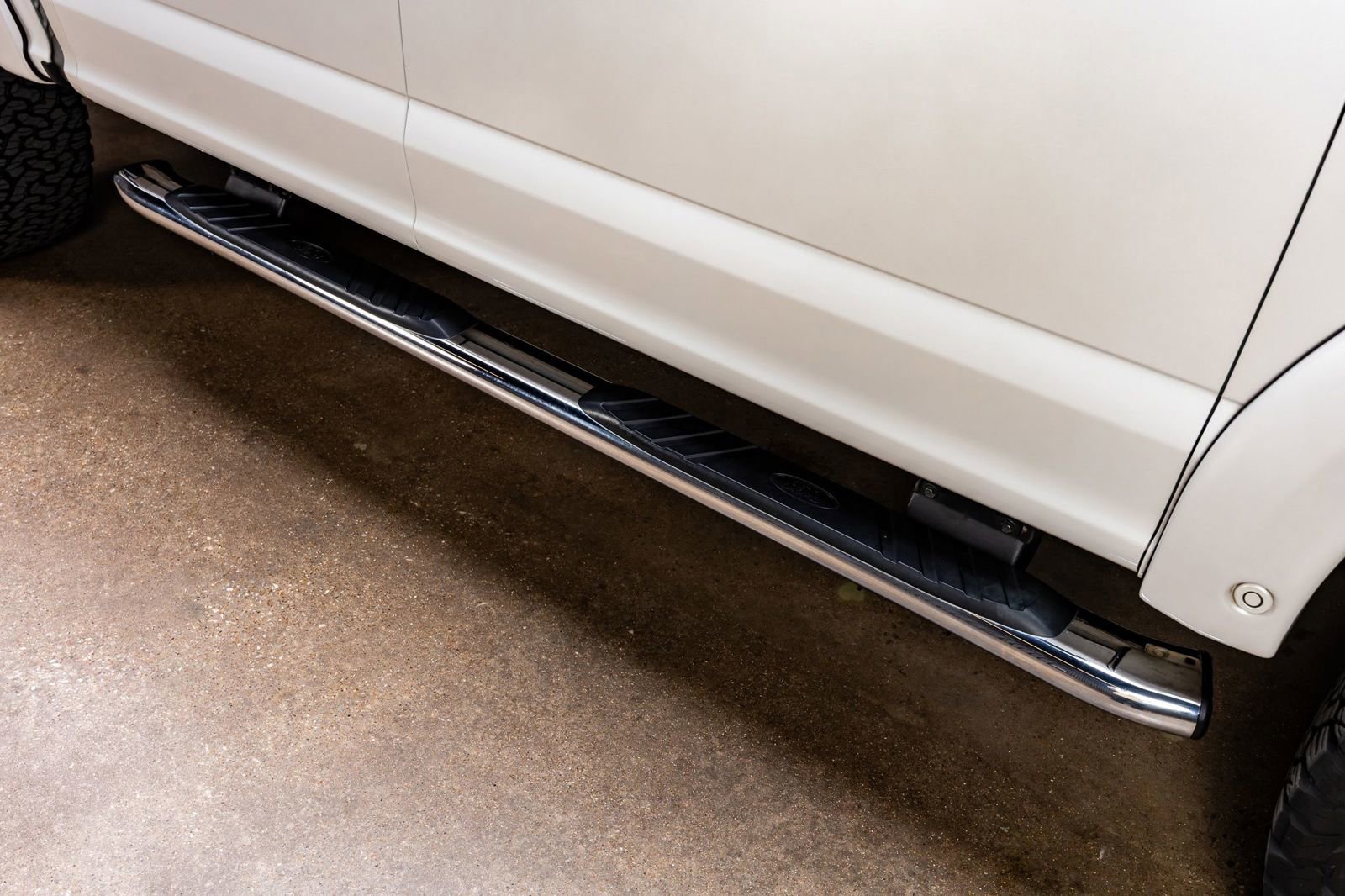 Used 2015 Ford F150 Lariat w/ Equipment Group 502A Luxury image 12