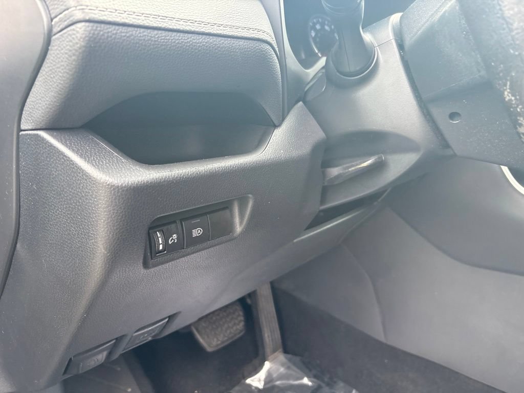 Used 2021 Toyota RAV4 XLE AWD/4WD image 33
