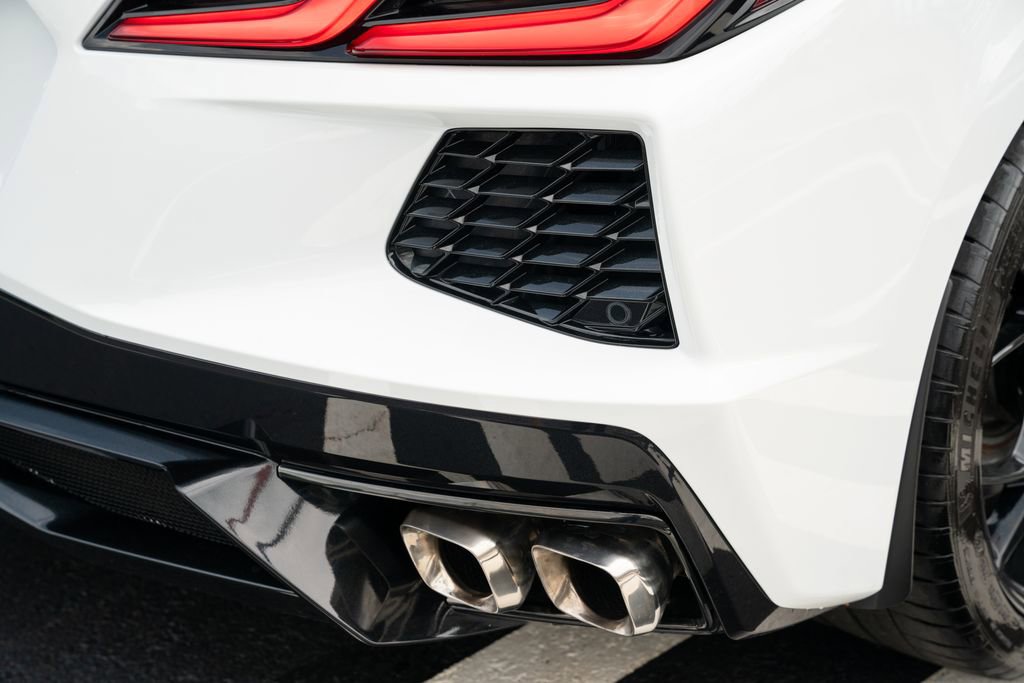 Used 2020 Chevrolet Corvette Stingray Premium Cpe w/ 3LT Preferred Equipment Group RWD image 17