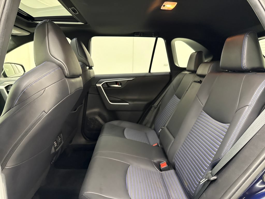 Used 2019 Toyota RAV4 XSE w/ XSE Weather Package AWD/4WD image 25