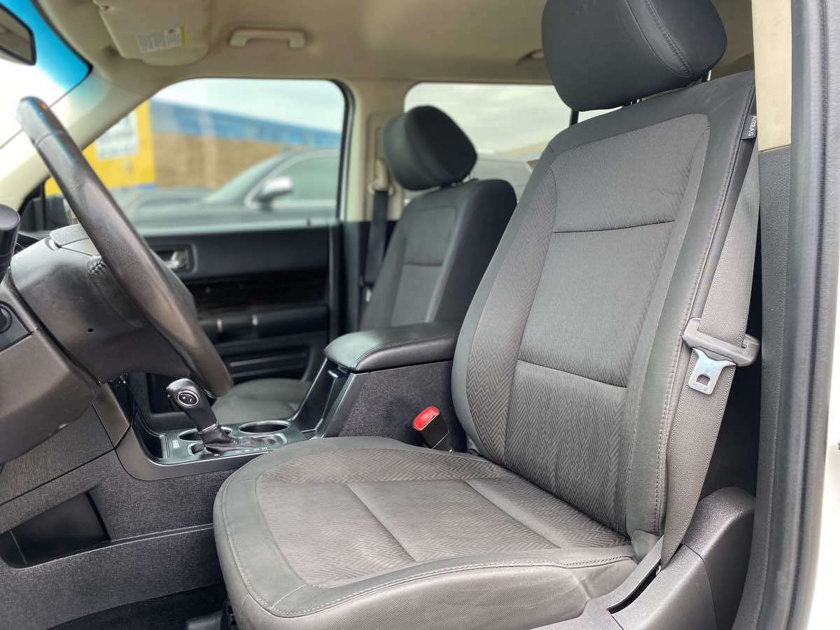 Used 2014 Ford Flex SEL FWD image 10
