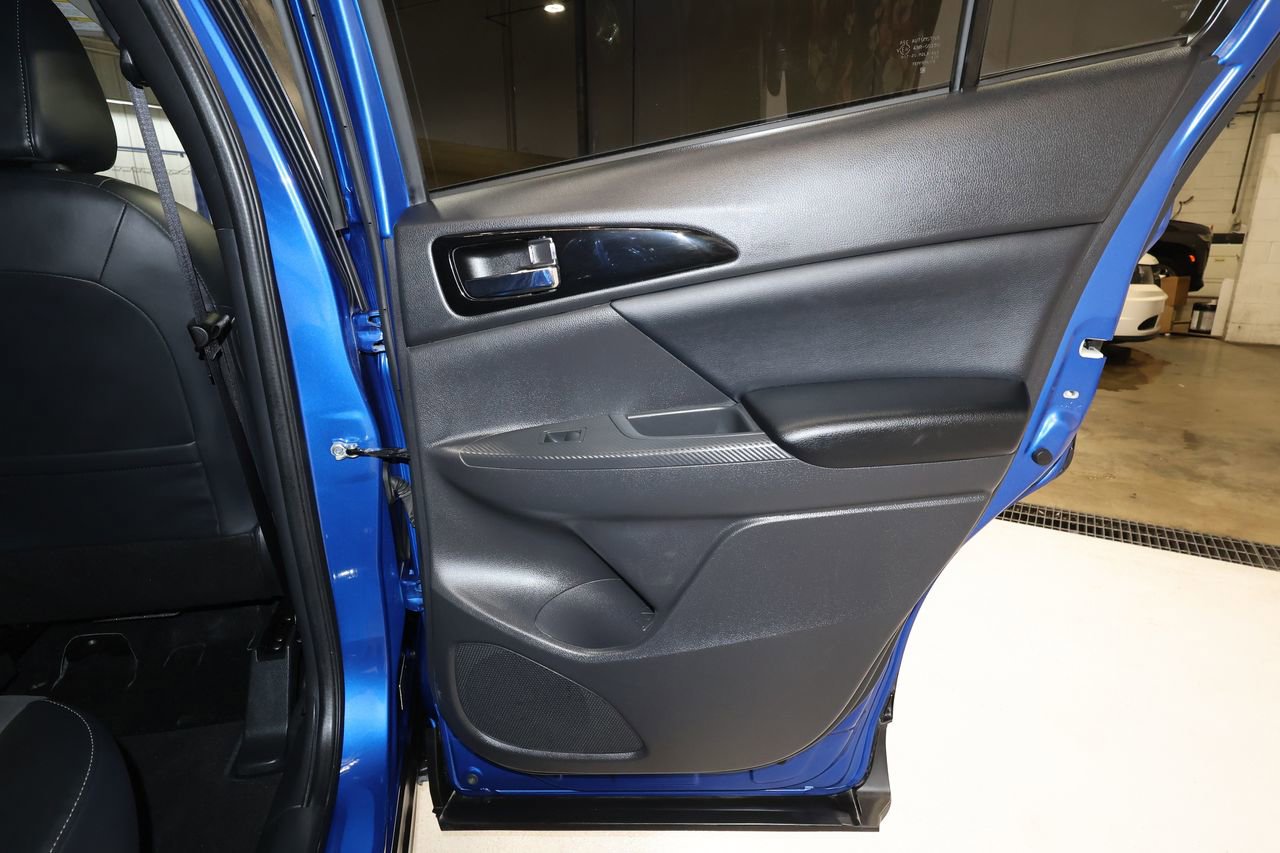 Used 2025 Mitsubishi Eclipse Cross Black Edition image 20