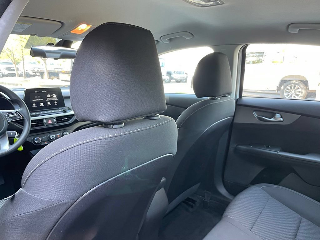Used 2021 Kia Forte LXS FWD image 26