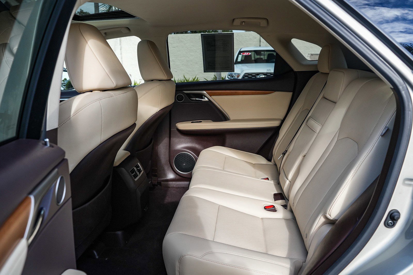 Used 2020 Lexus RX 350 FWD w/ Premium Package image 18