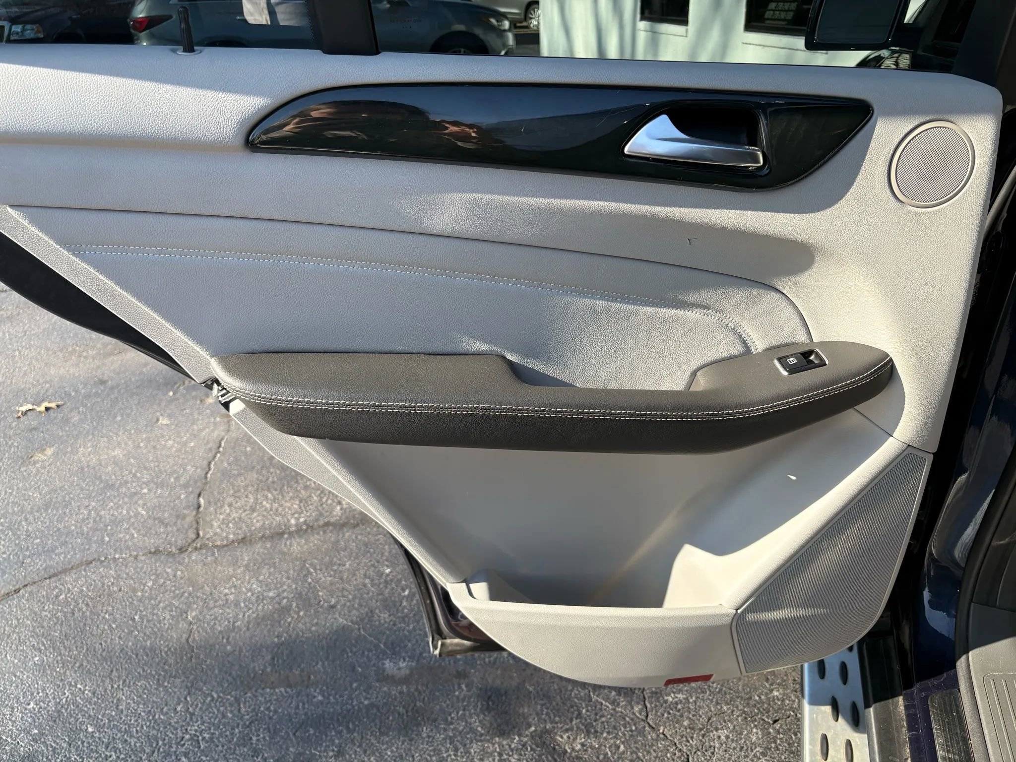 Used 2015 Mercedes-Benz ML 350 4MATIC image 13