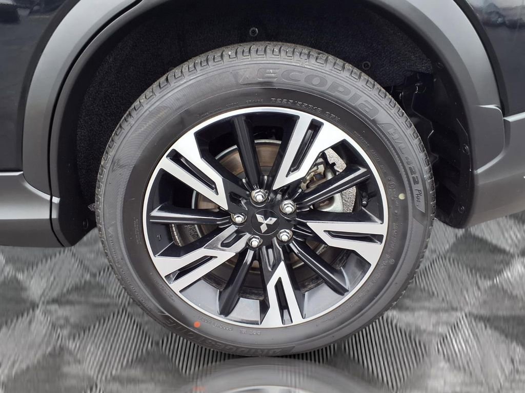 Used 2025 Mitsubishi Eclipse Cross SE image 21