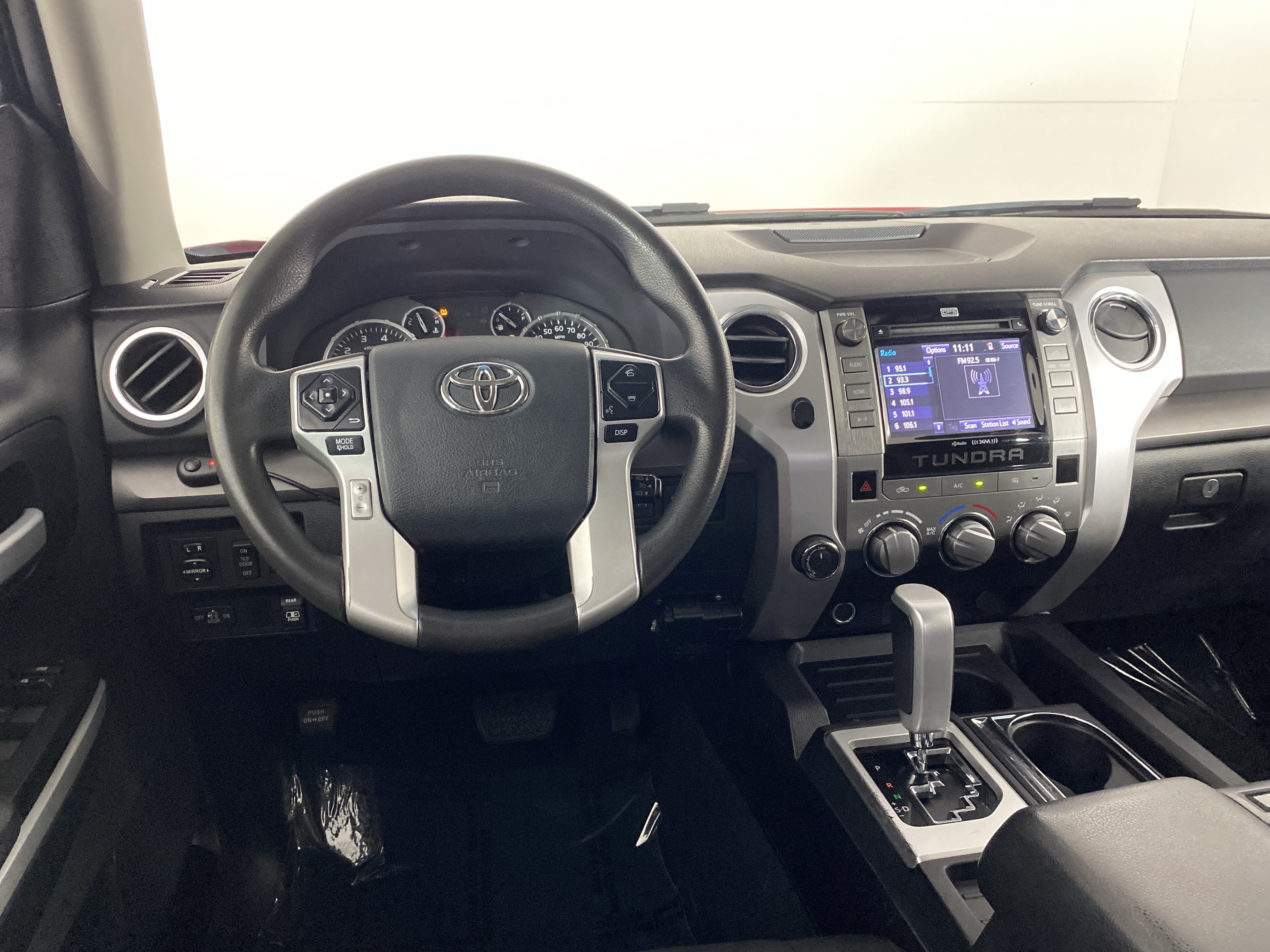 Used 2014 Toyota Tundra SR5 AWD/4WD image 38