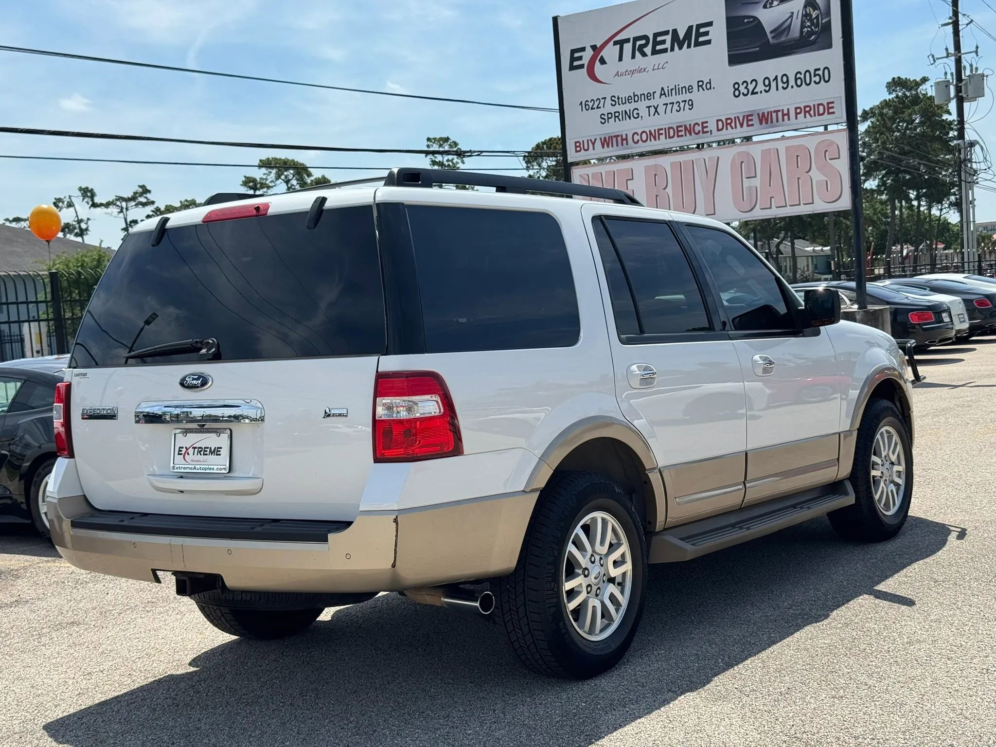Used 2012 Ford Expedition XLT RWD image 7