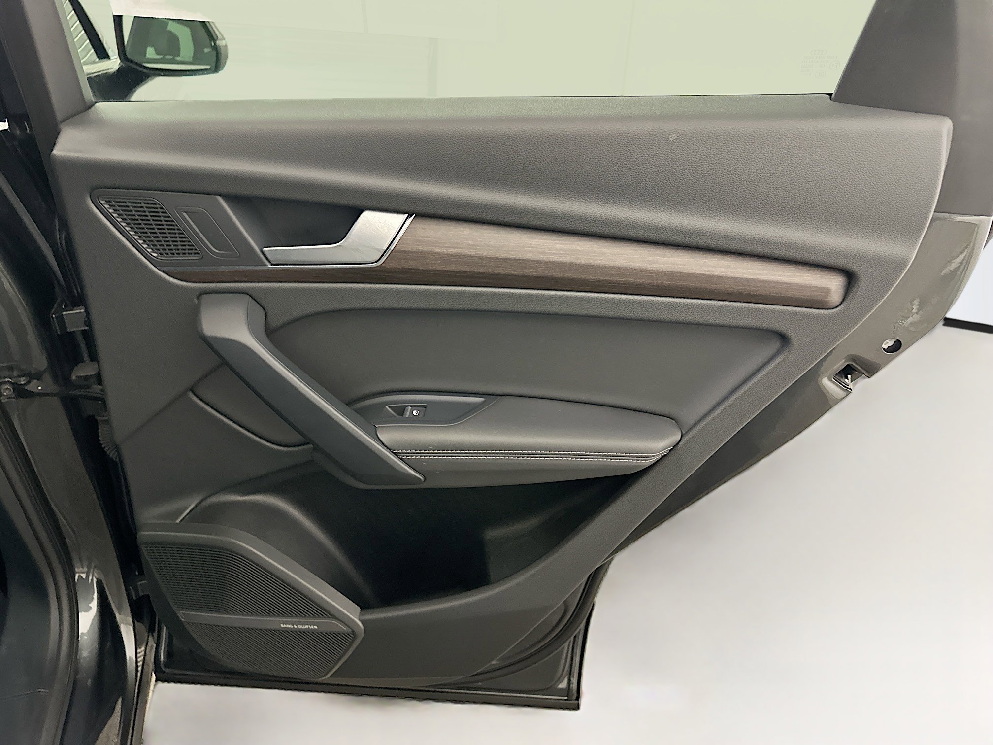 Used 2023 Audi Q5 2.0T Premium Plus w/ Premium Plus Package image 33