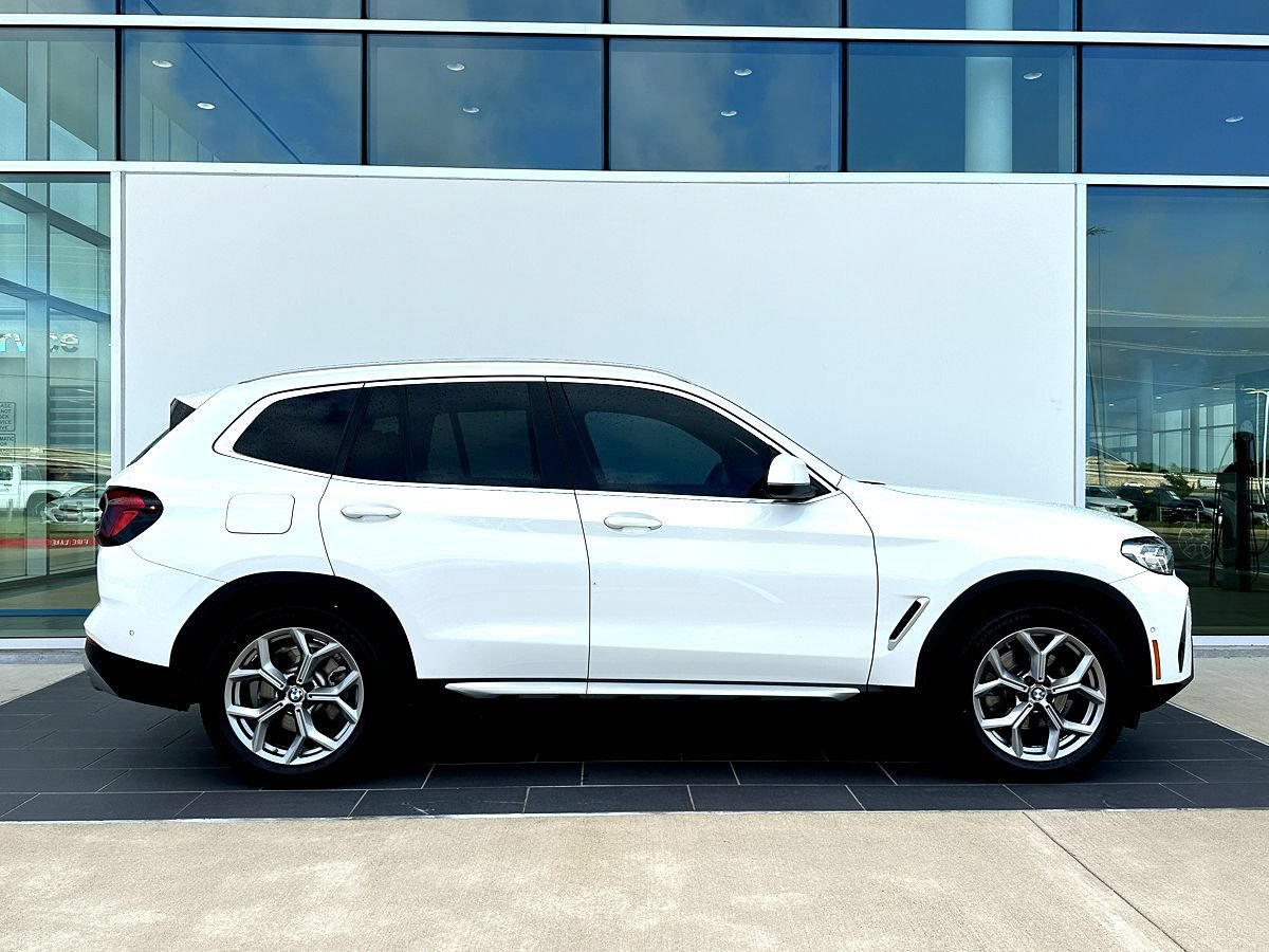 Certified 2024 BMW X3 xDrive30i w/ Convenience Package AWD/4WD image 3