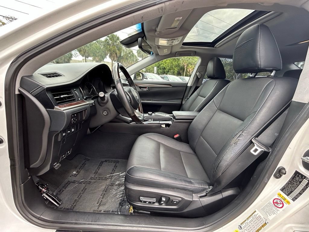 Used 2017 Lexus ES 350 w/ Premium Package FWD image 10