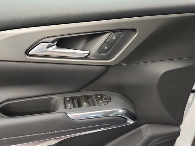 New 2026 Chevrolet Traverse LT w/ Driver Confidence Package FWD image 26