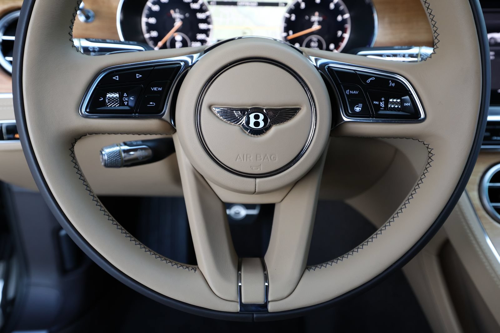 Used 2024 Bentley Continental GT Azure AWD/4WD image 25