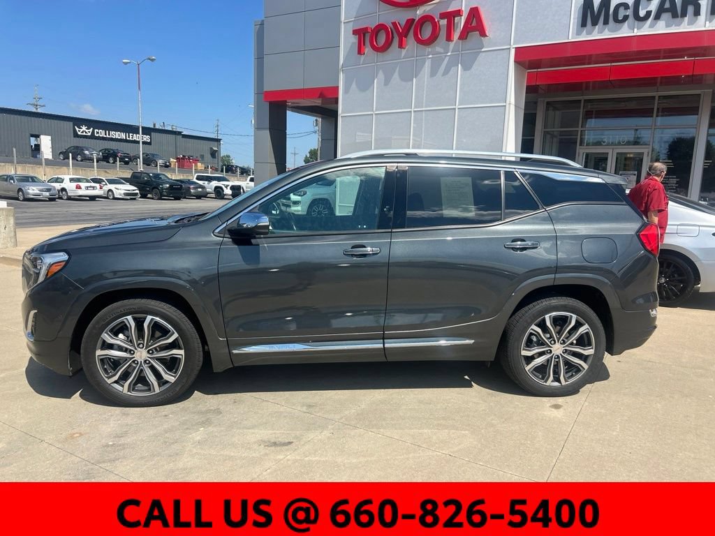 Used 2019 GMC Terrain Denali w/ Advanced Safety Package AWD/4WD image 12