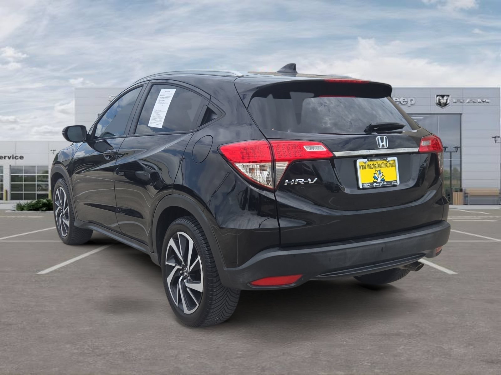 Used 2019 Honda HR-V EX-L image 3